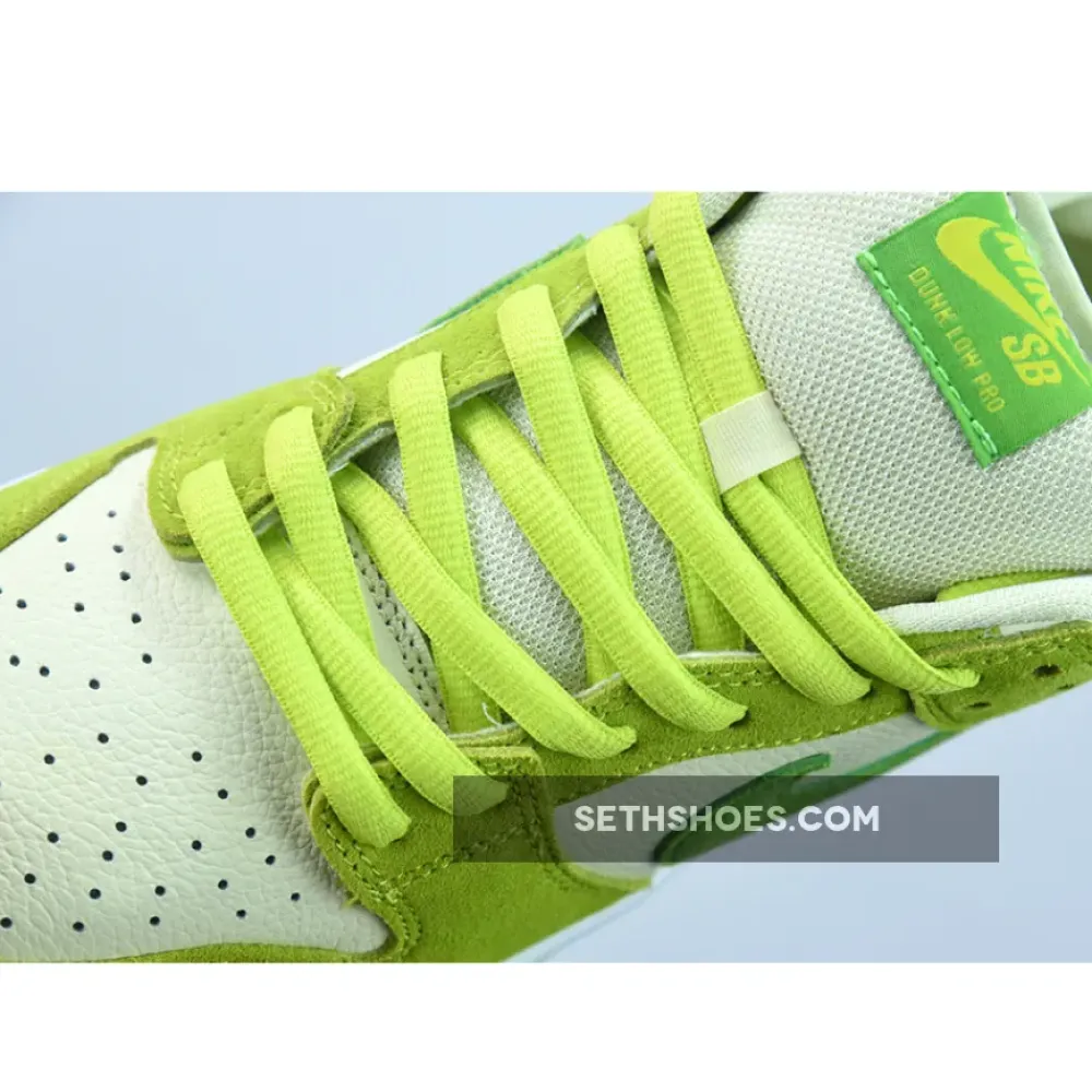 Nike SB Dunk Low Green Apple  DM0807-300