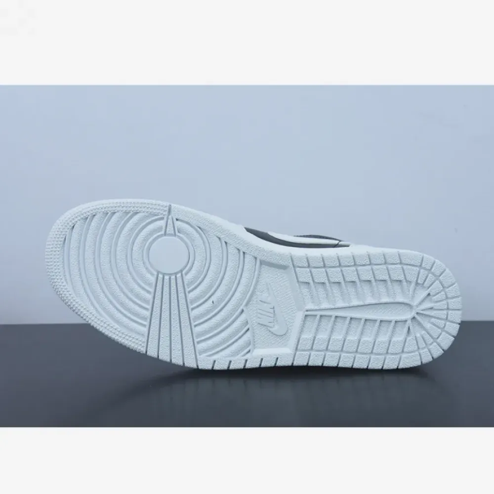 Air Jordan 1 Low “Panda” White/Black  DC0774-100