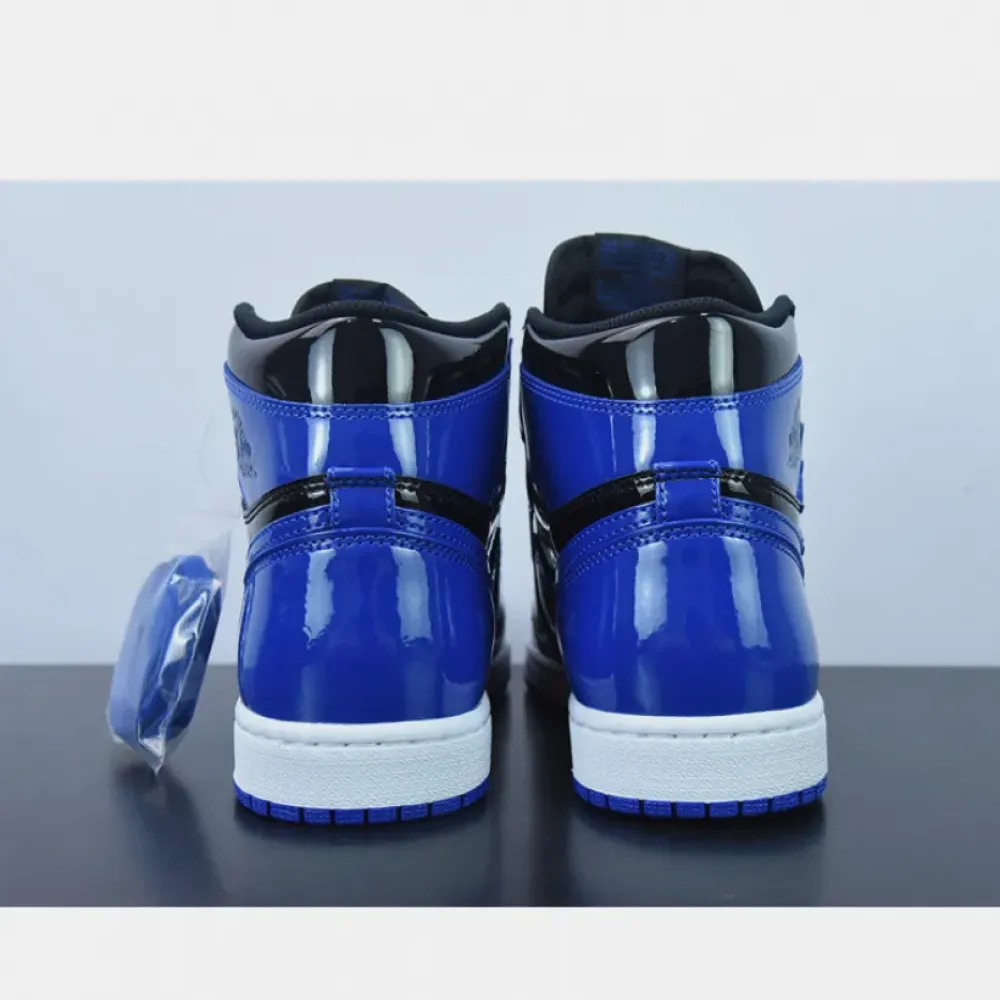 Air Jordan 1 High OG “Patent Royal”