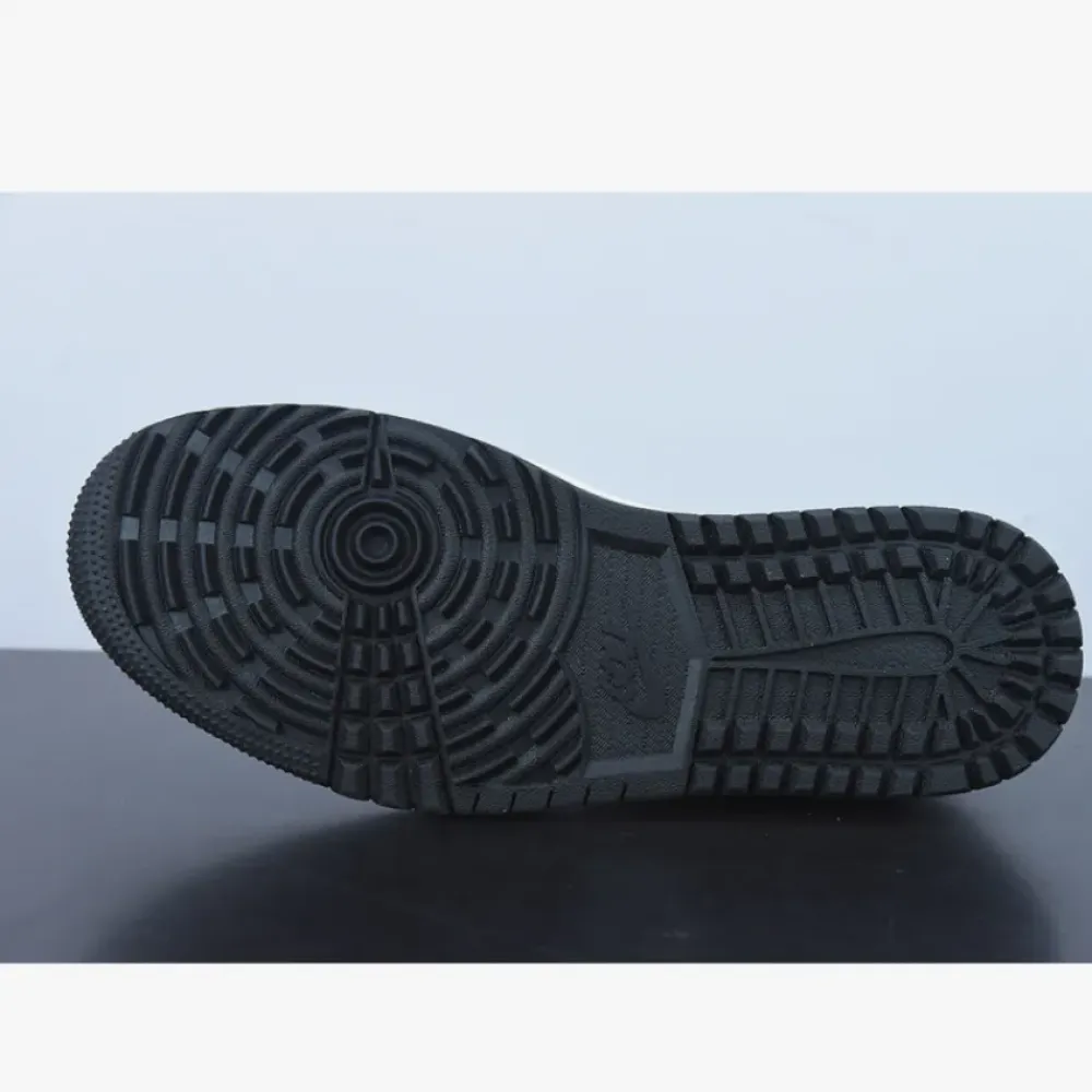 Air Jordan 1 Low Golf ‘Shadow’ Black/Sail-Medium Grey  DD9315-001