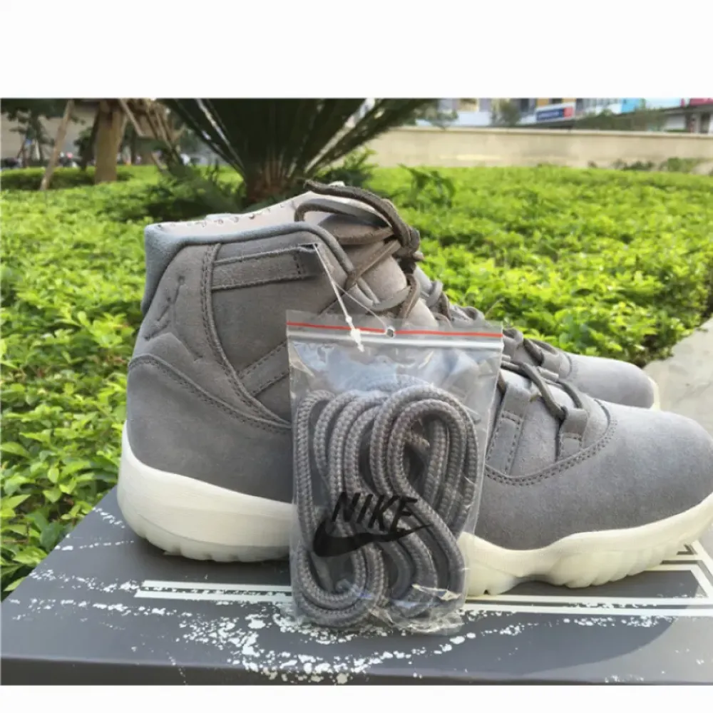 Air Jordan 11 Premium “Grey Suede” Cool Grey/Sail  914433-003