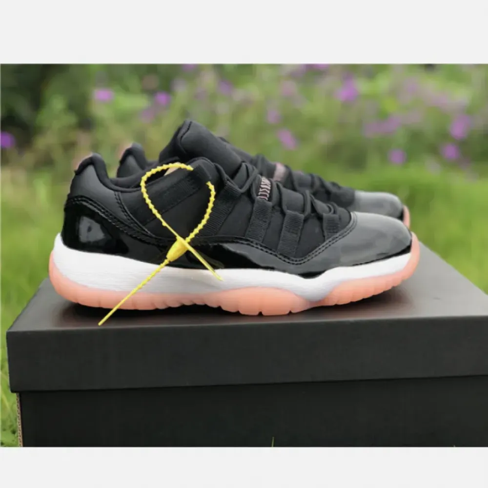 Air Jordan 11 Low GS Black/Bleached Coral-White  580521-013