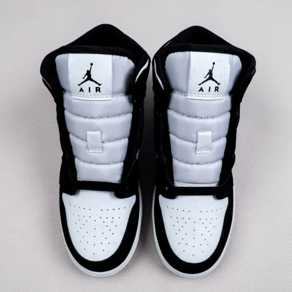 Air Jordan 1 Mid SE GS “Panda” White/Black-Teal Tint  BQ6931-103