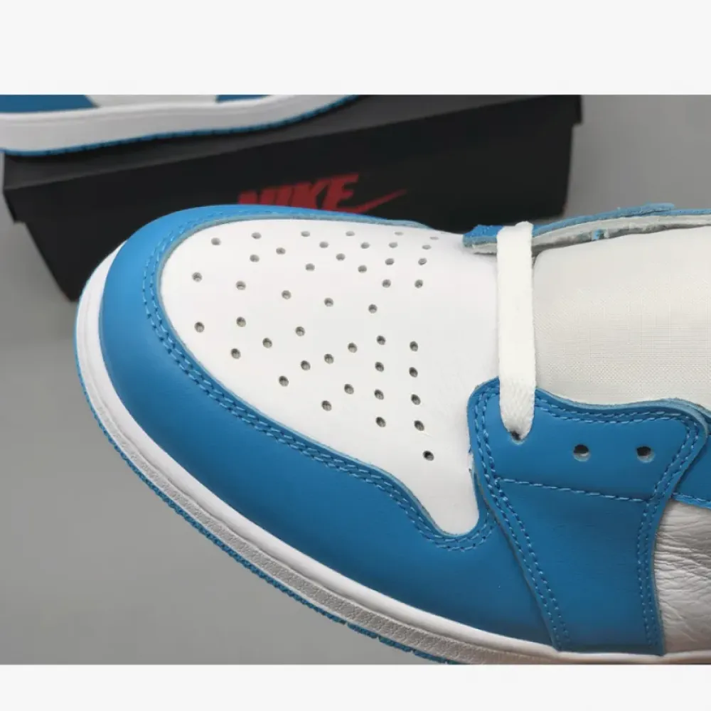 Air Jordan 1 Retro High OG “UNC” White/Light Powder Blue-White 555088-117