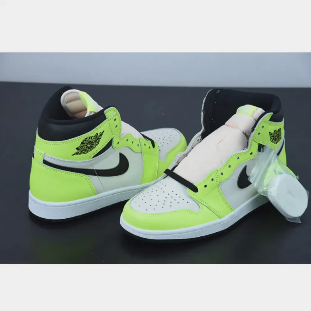 Air Jordan 1 High OG “Visionaire” Volt/Black/Sail  555088-702