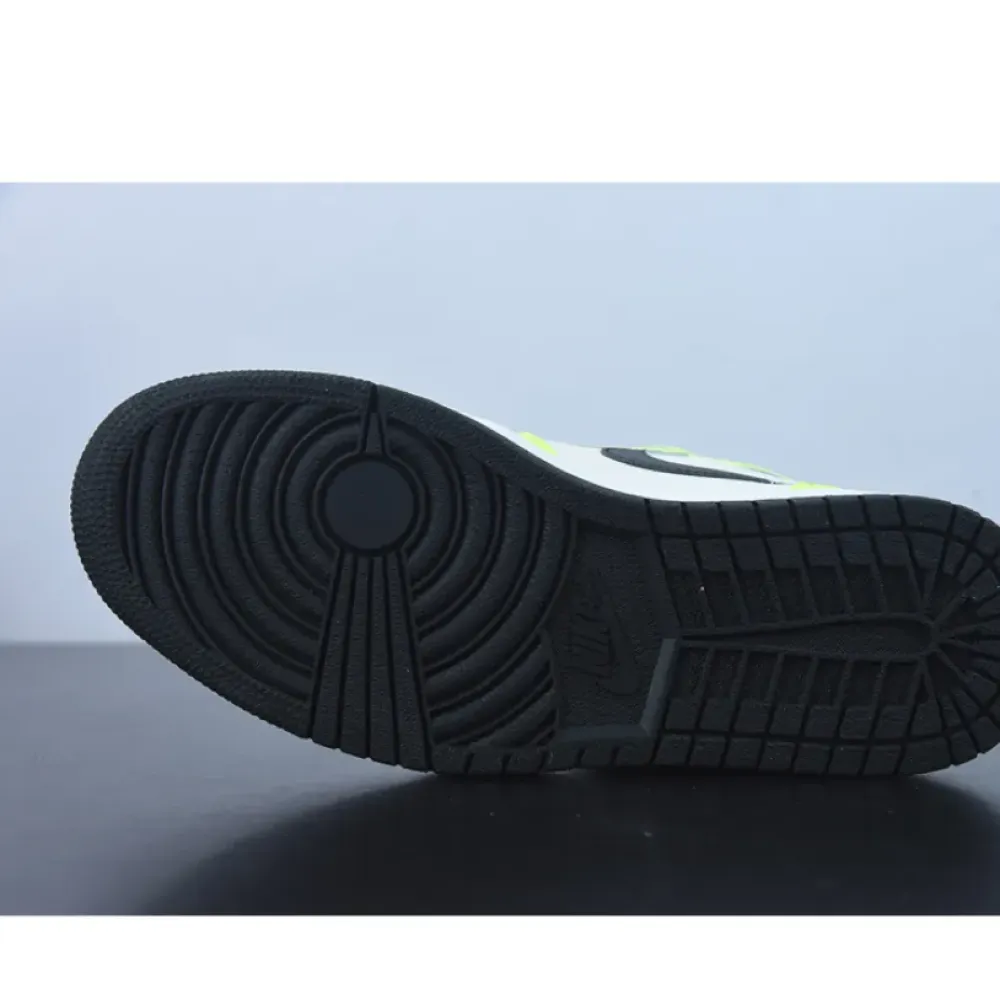 Air Jordan 1 High OG “Visionaire” Volt/Black/Sail  555088-702