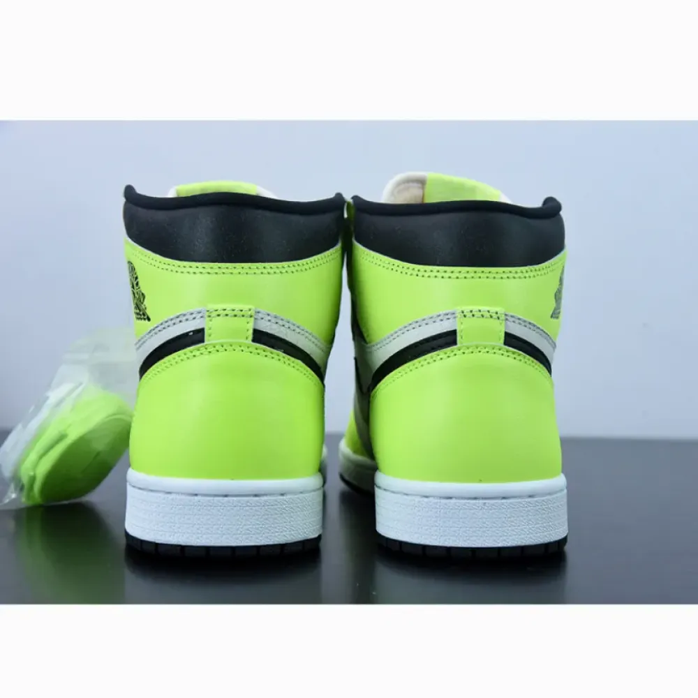 Air Jordan 1 High OG “Visionaire” Volt/Black/Sail  555088-702