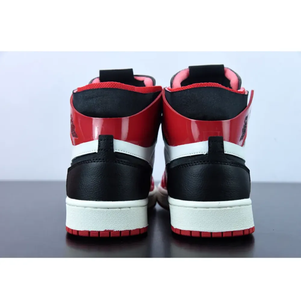 Air Jordan 1 Zoom CMFT “Bulls” White/Black-Red  CT0979-610