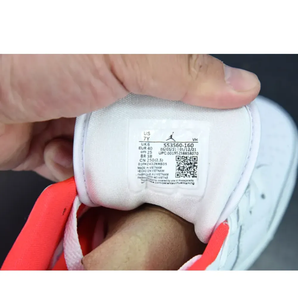 Air Jordan 1 Low GS ‘Chicago Home’ White Black Red  553560-160