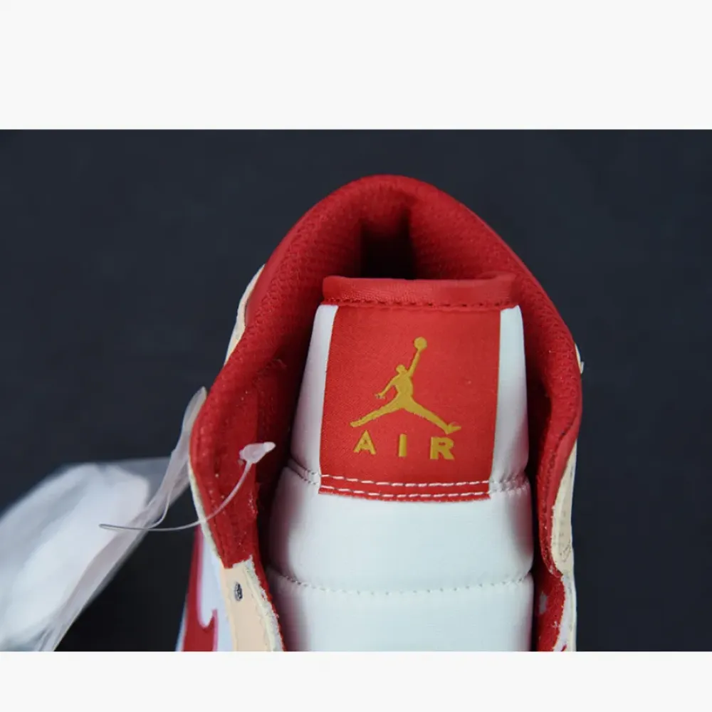 Air Jordan 1 Mid White/Beige-Red  554725-201