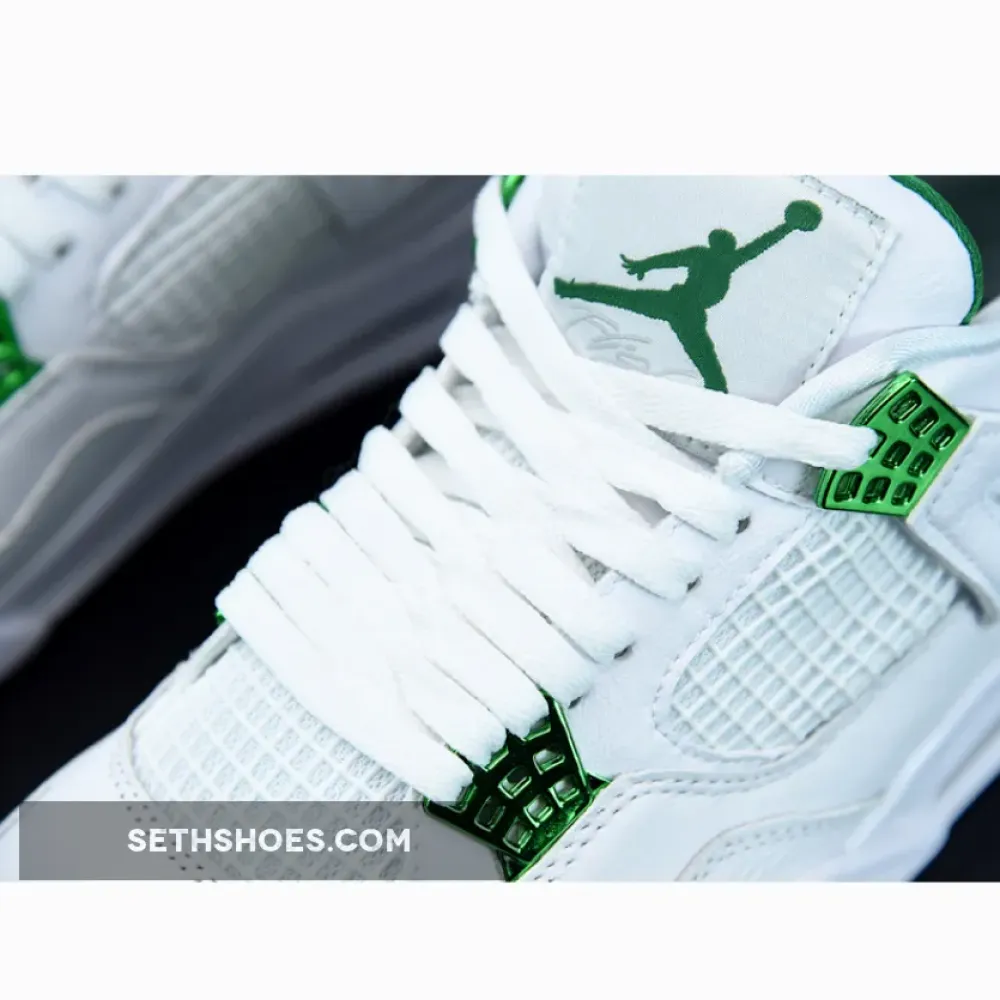 Air Jordan 4 “Green Metallic” White/Pine Green-Metallic Silver  CT8527-113
