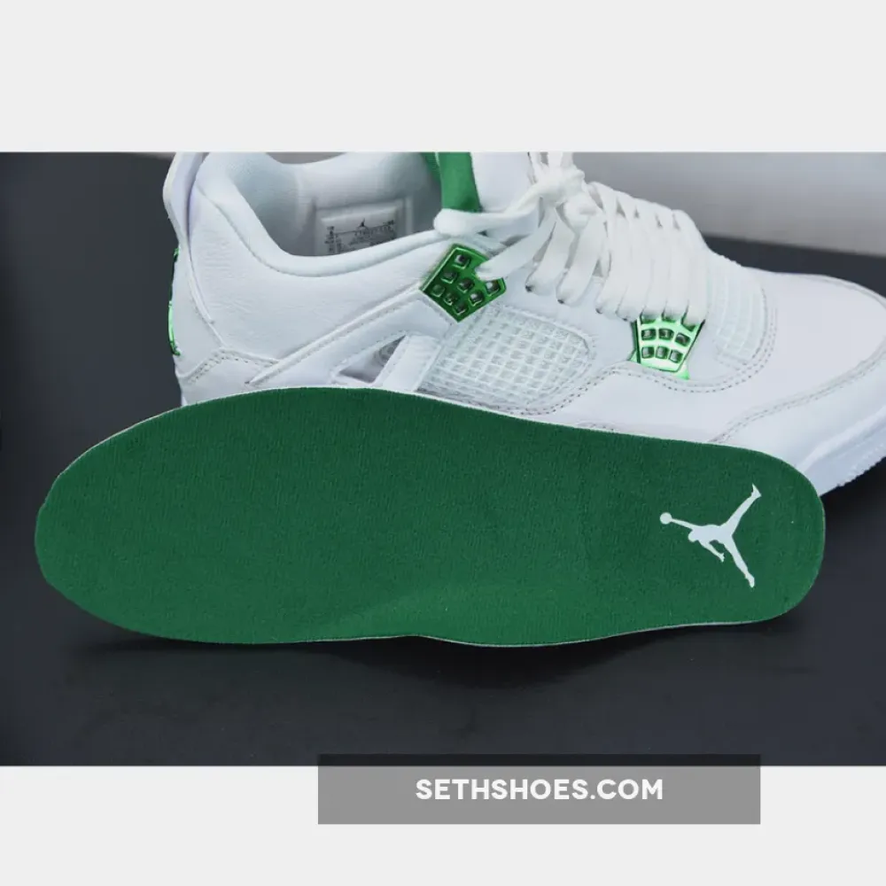 Air Jordan 4 “Green Metallic” White/Pine Green-Metallic Silver  CT8527-113