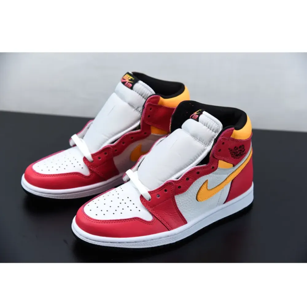 Air Jordan 1 High OG Light Fusion Red/White-Laser Orange-Black 555088-603