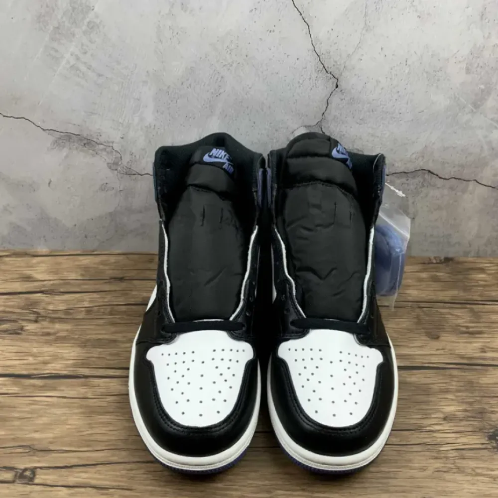 Air Jordan 1 Retro High OG Summit White/Blue Moon-Black  555088-115