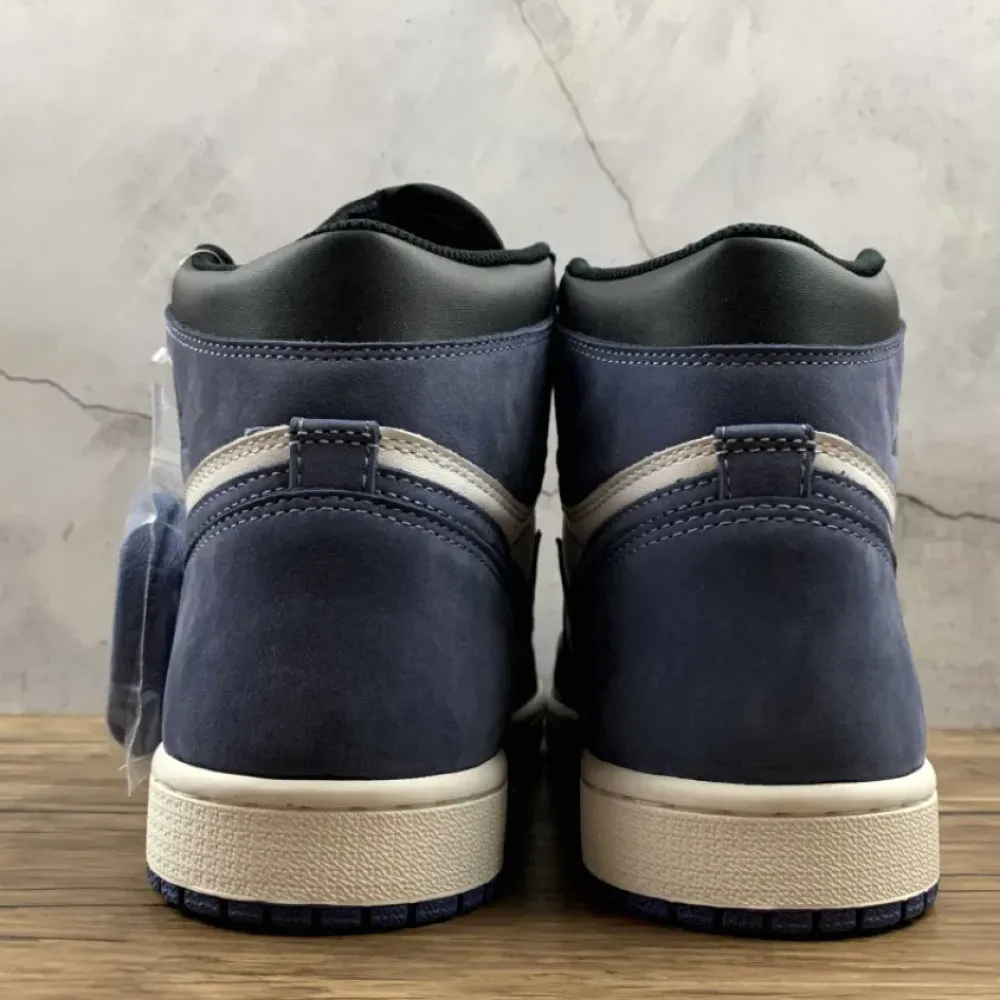 Air Jordan 1 Retro High OG Summit White/Blue Moon-Black  555088-115