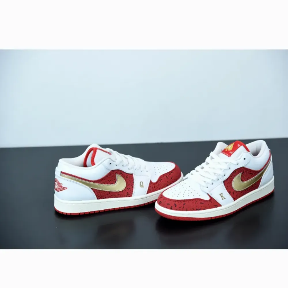 Air Jordan 1 Low “Spades” White/Metallic Gold  DJ5185-100