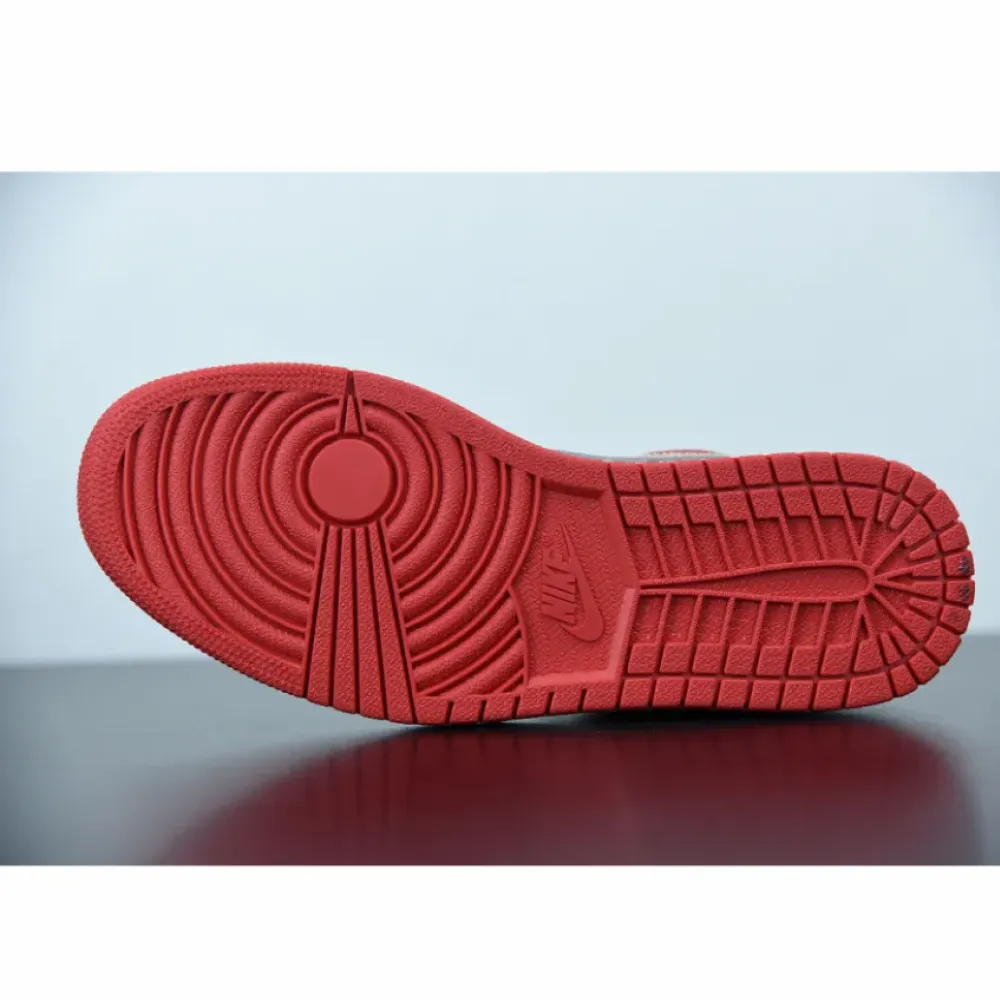 Air Jordan 1 Low “Spades” White/Metallic Gold  DJ5185-100