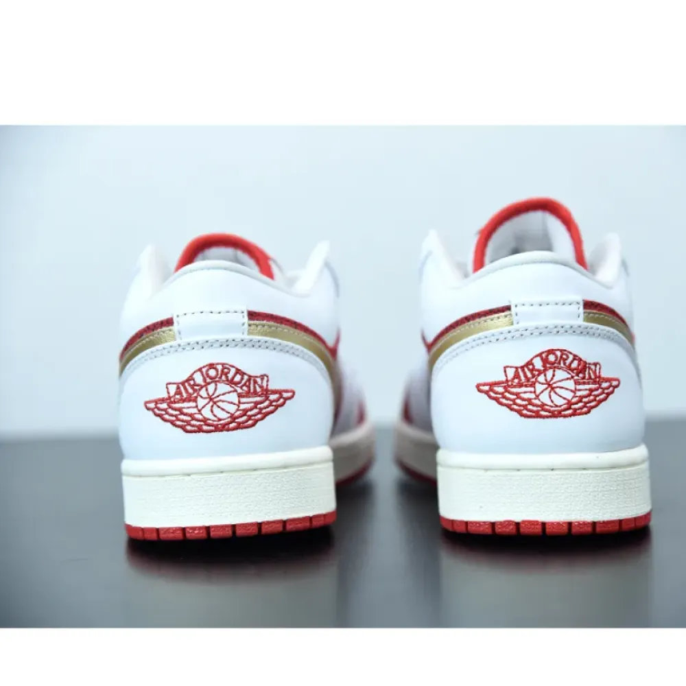 Air Jordan 1 Low “Spades” White/Metallic Gold  DJ5185-100