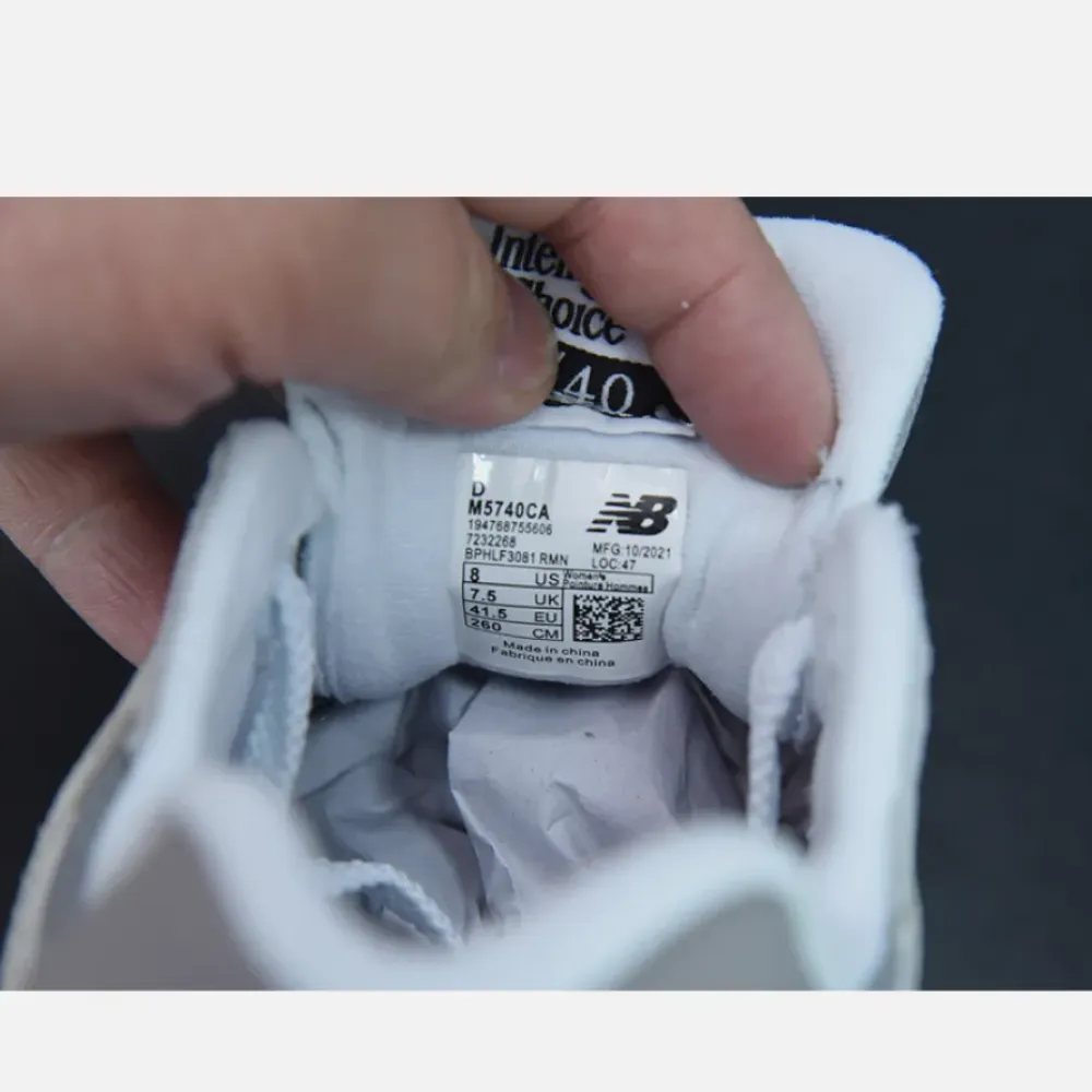 size? x New Balance 57/40 Black Grey  M5740SP1