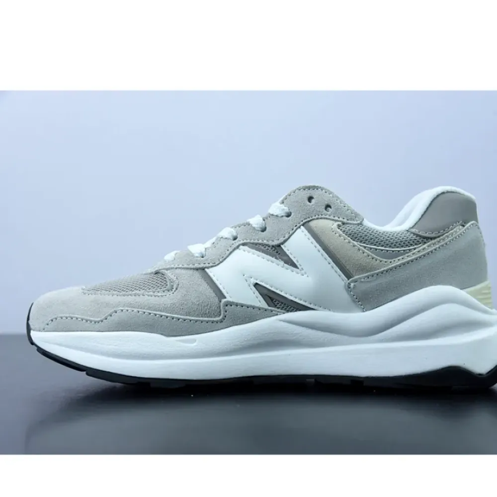 size? x New Balance 57/40 Black Grey  M5740SP1