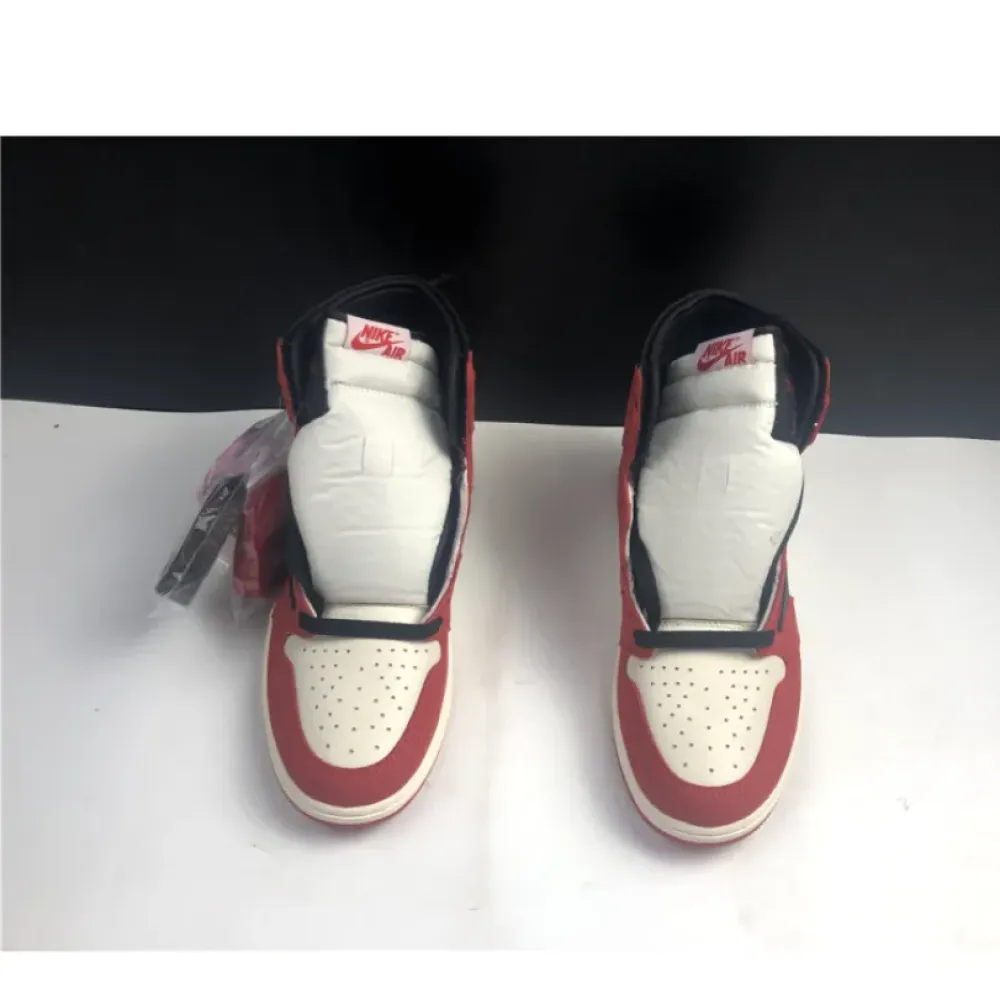 Travis Scott x Air Jordan 1 High OG “Chicago” Red White
