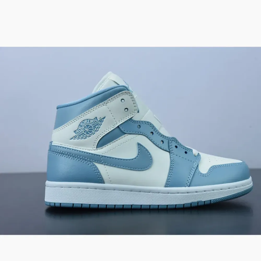 Air Jordan 1 Mid ‘UNC’ University Blue/White  BQ6472-141