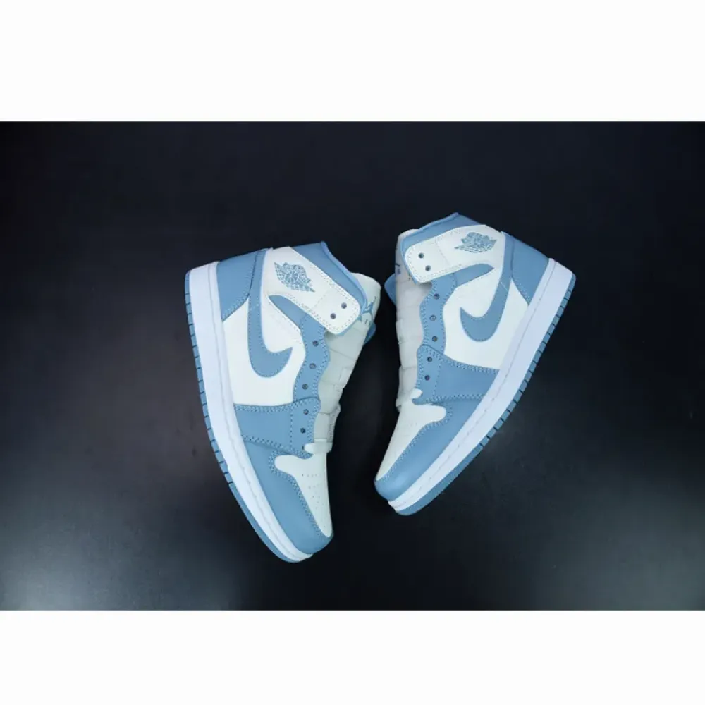 Air Jordan 1 Mid ‘UNC’ University Blue/White  BQ6472-141