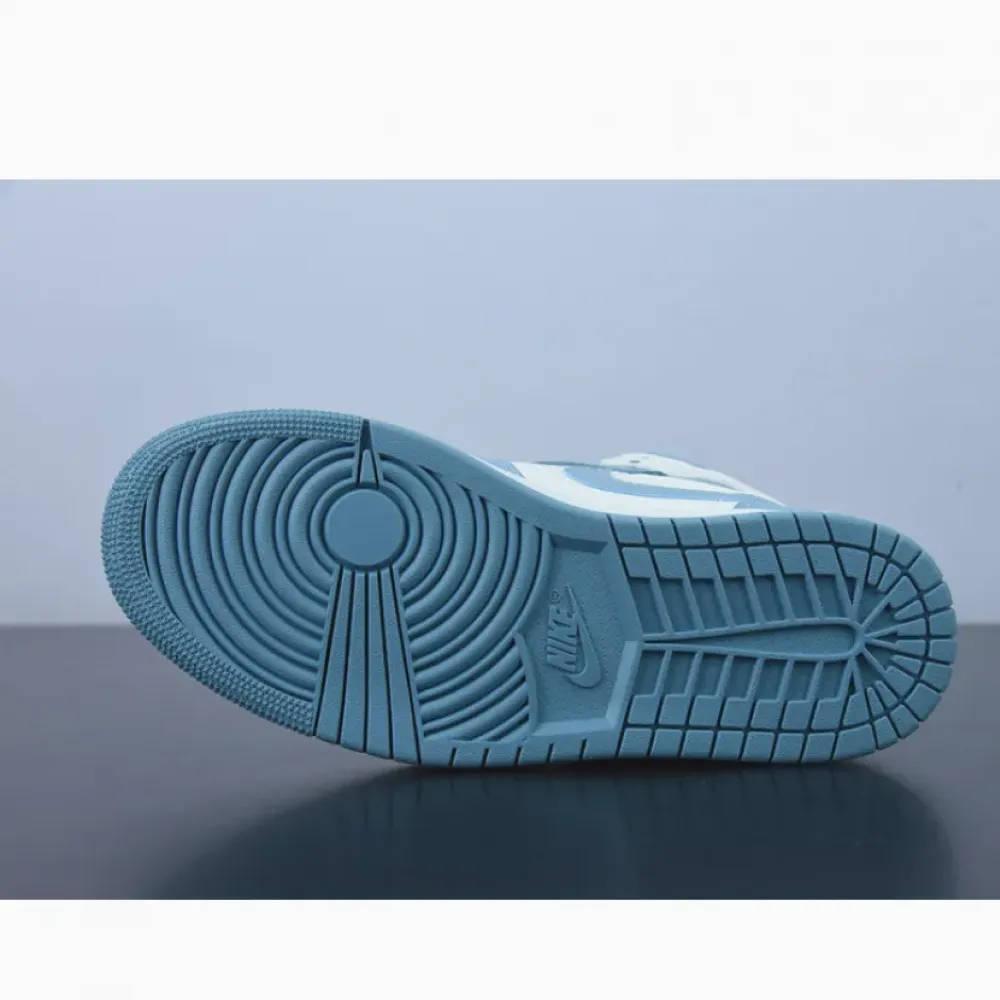 Air Jordan 1 Mid ‘UNC’ University Blue/White  BQ6472-141