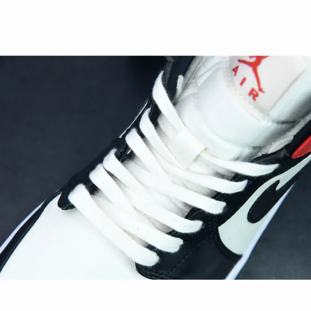 Air Jordan 1 Mid Light Orewood Brown/Newsprint  DQ6078-100