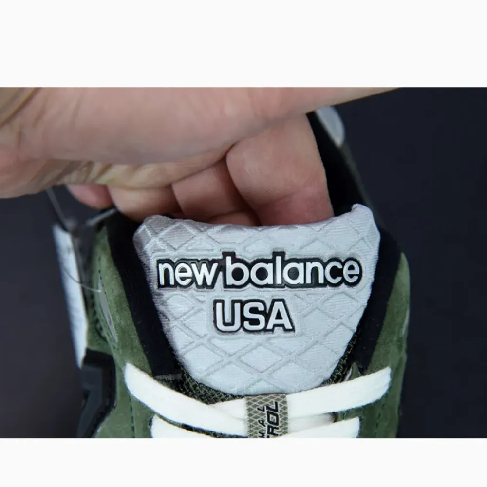 JJJJound x New Balance 990v3 Olive  M990JD3