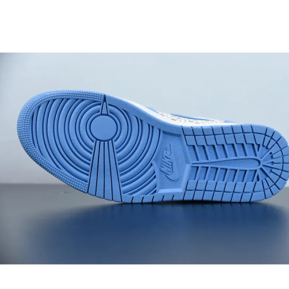 Supreme x Air Jordan 1 High Stars University Blue 555088-181