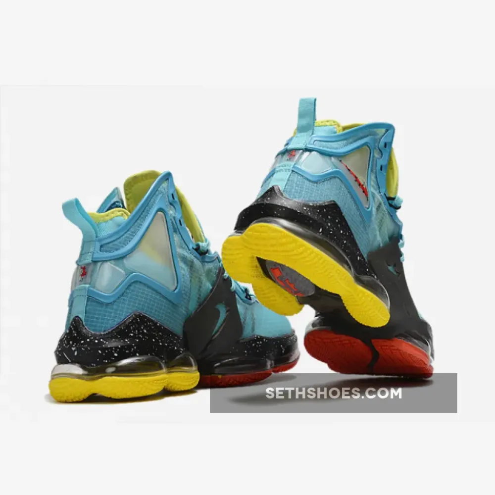 Nike LeBron 19 Polarized Blue/Crimson Bliss  DC9338-400