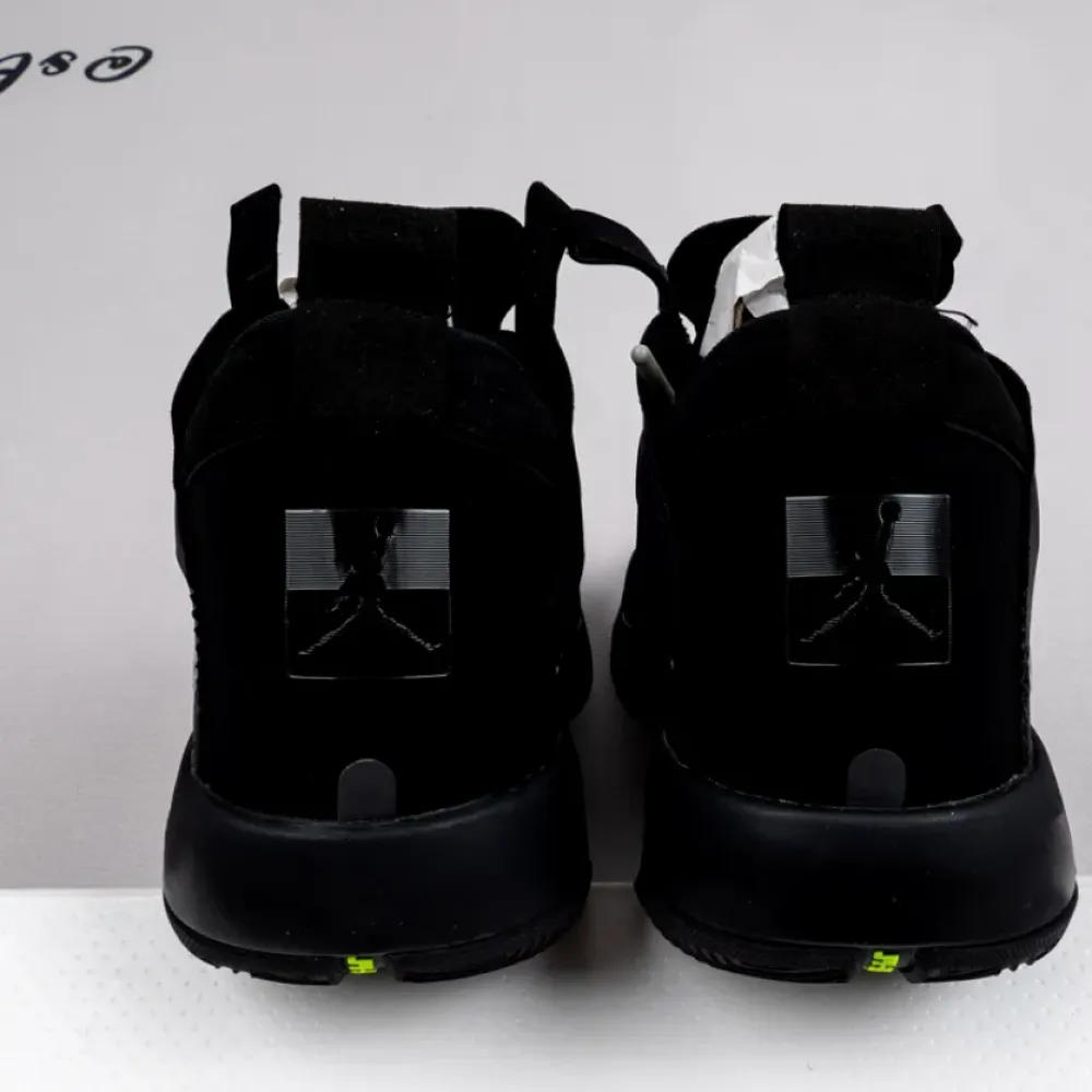 Air Jordan 34 “Black Cat”  BQ3381-003