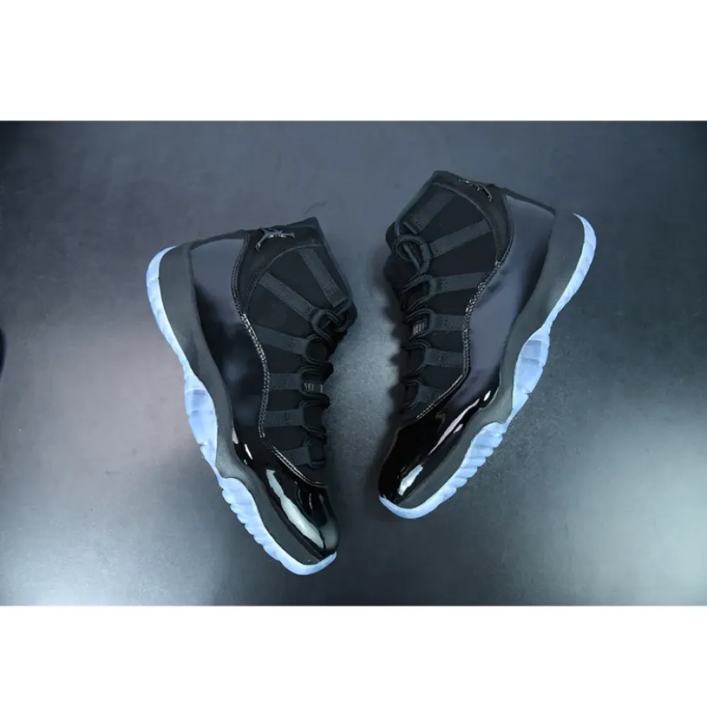 Air Jordan 11 Cap And Gown Black  378037-005