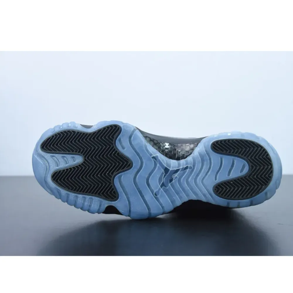 Air Jordan 11 Cap And Gown Black  378037-005