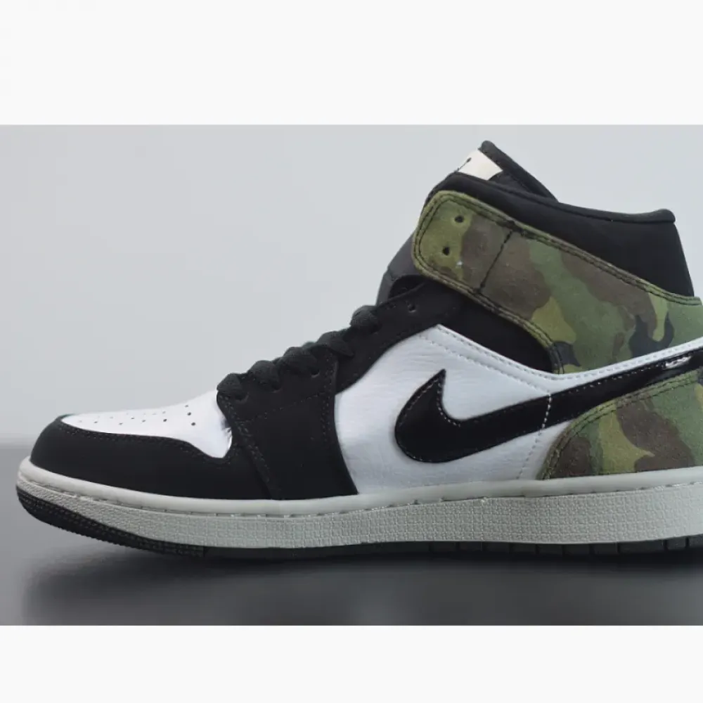 Air Jordan 1 Mid ‘Camo Green’  CW5490-001