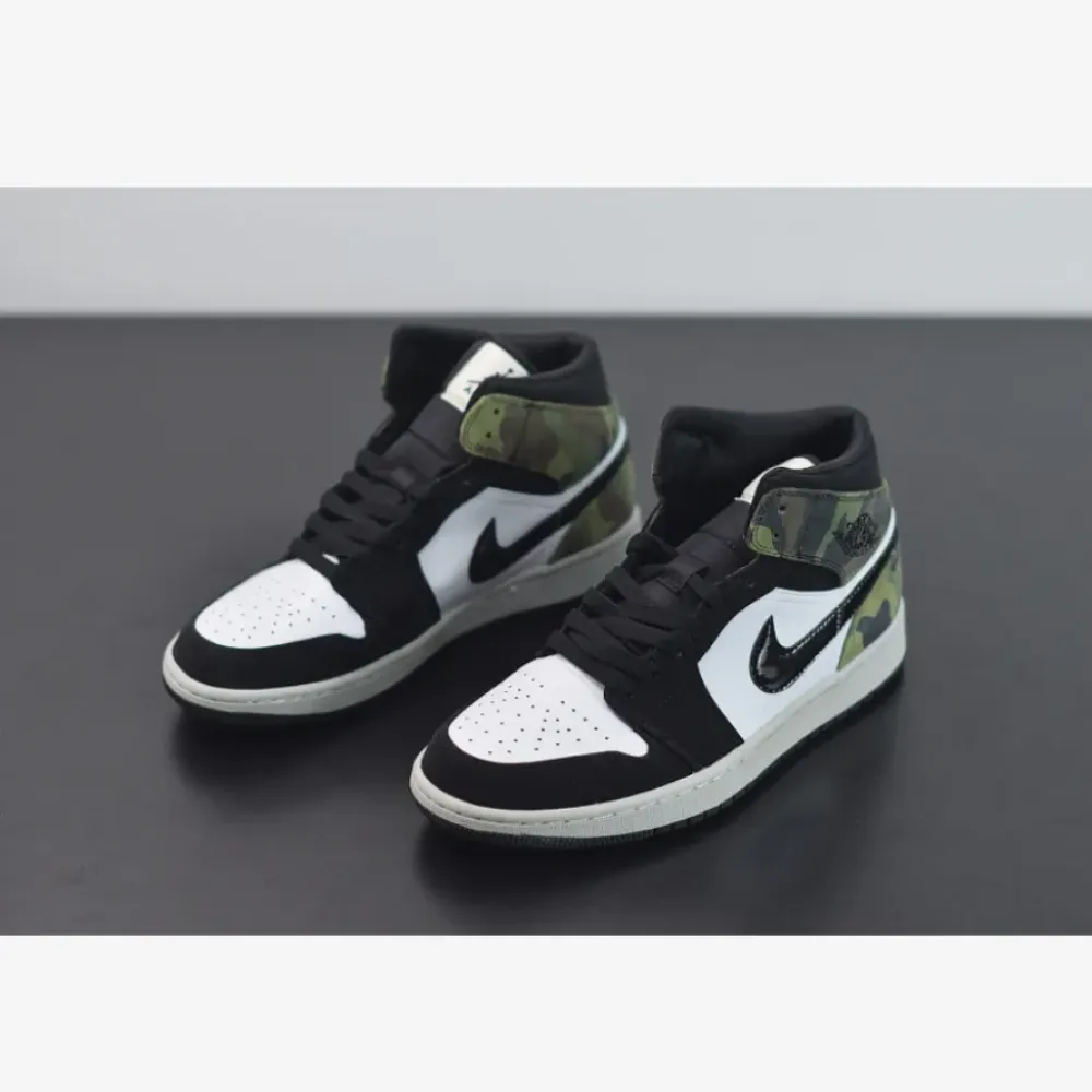 Air Jordan 1 Mid ‘Camo Green’  CW5490-001
