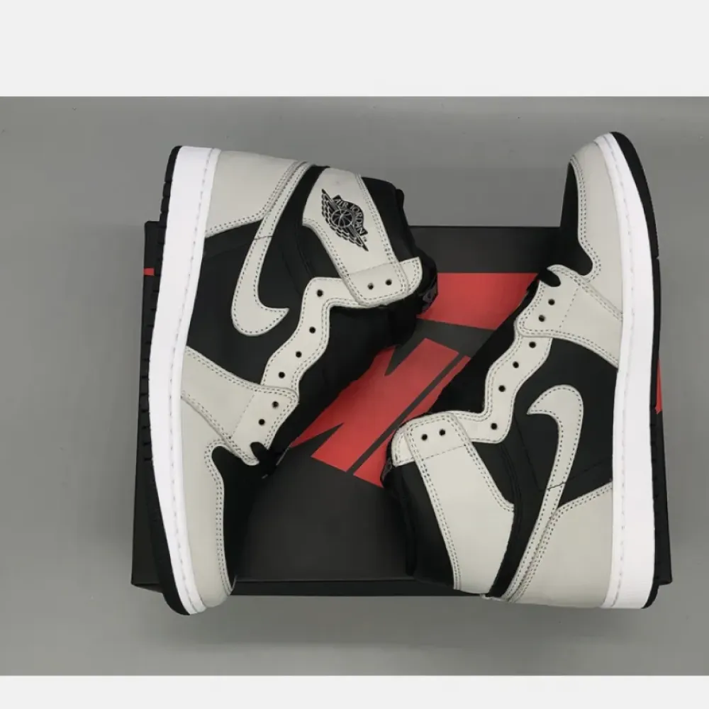 Air Jordan 1 High OG “Shadow 2.0” Black/Light Smoke Grey-White  555088-035