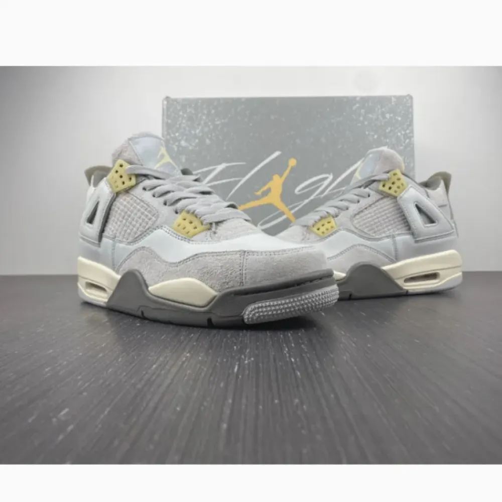 Air Jordan 4 SE Craft Photon Dust/Pale Vanilla  DV3742-021