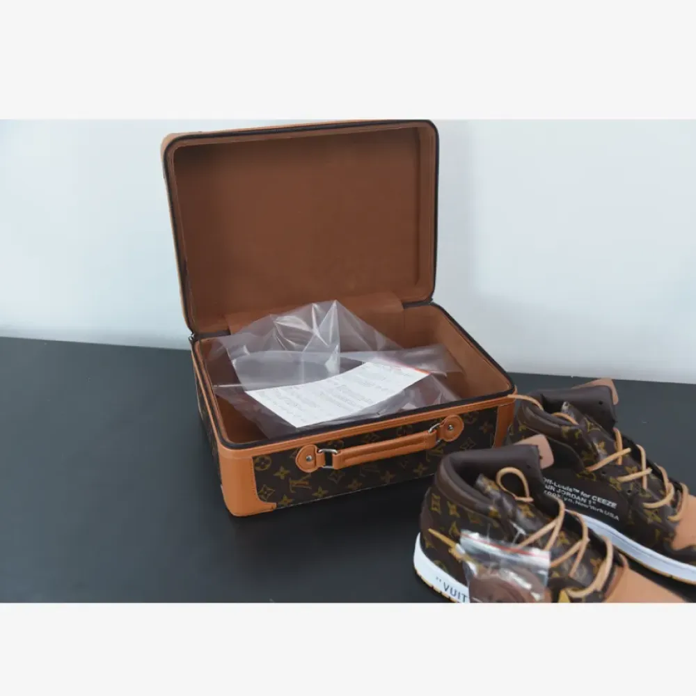 OFF–WHITE x Air Jordan 1 Custom Brown