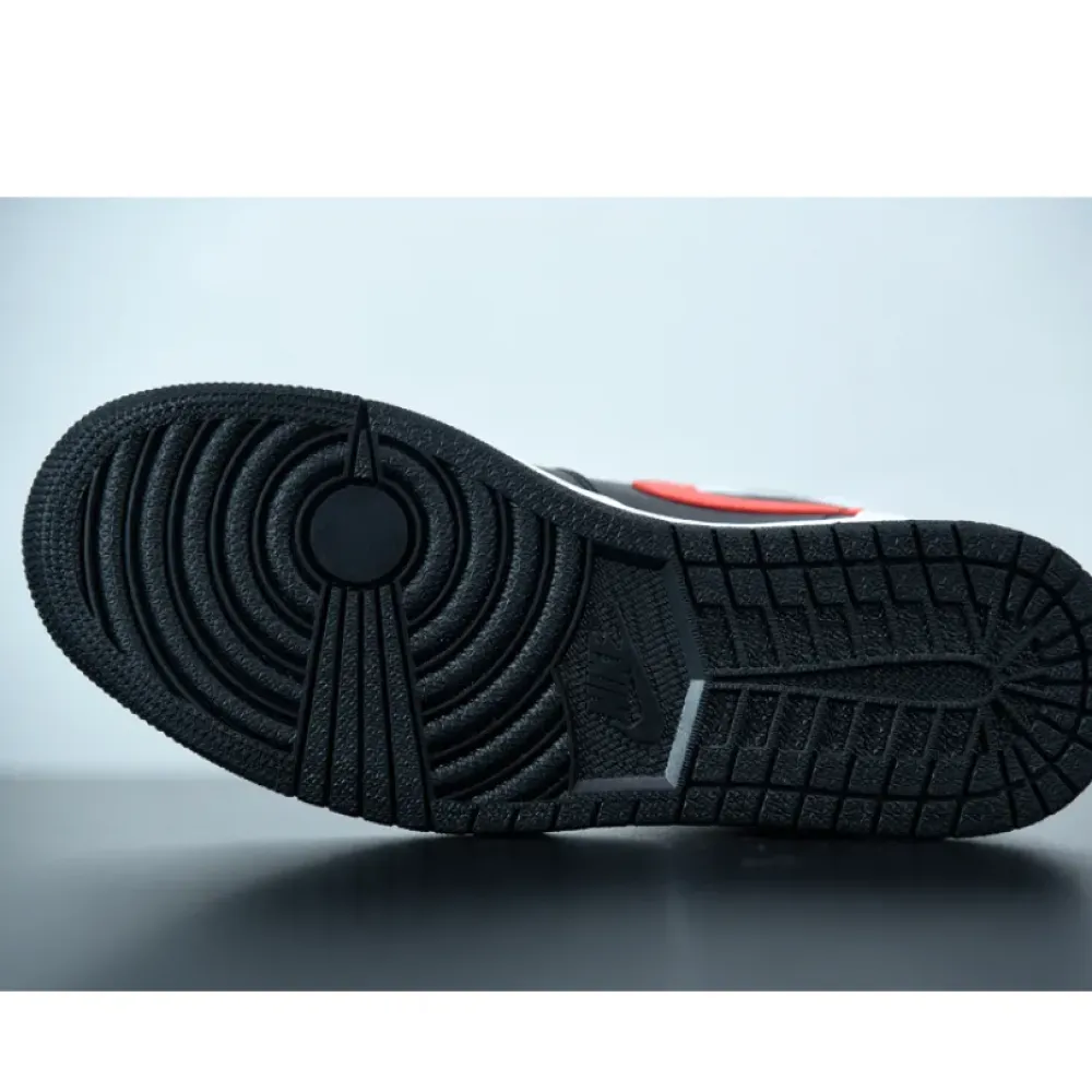 Air Jordan 1 Mid Black/Chile Red-White  554724-075