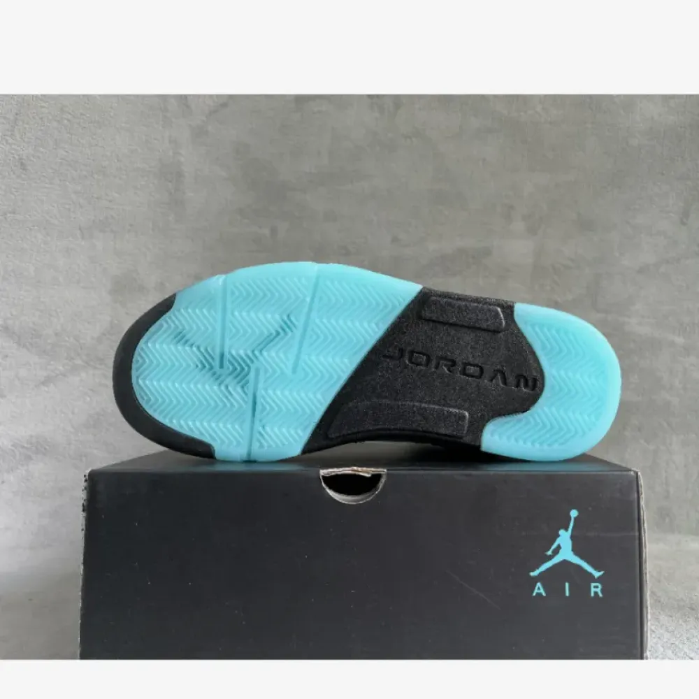Air Jordan 5 ‘Aqua’ Black/Aquatone-Taxi  DD0587-047