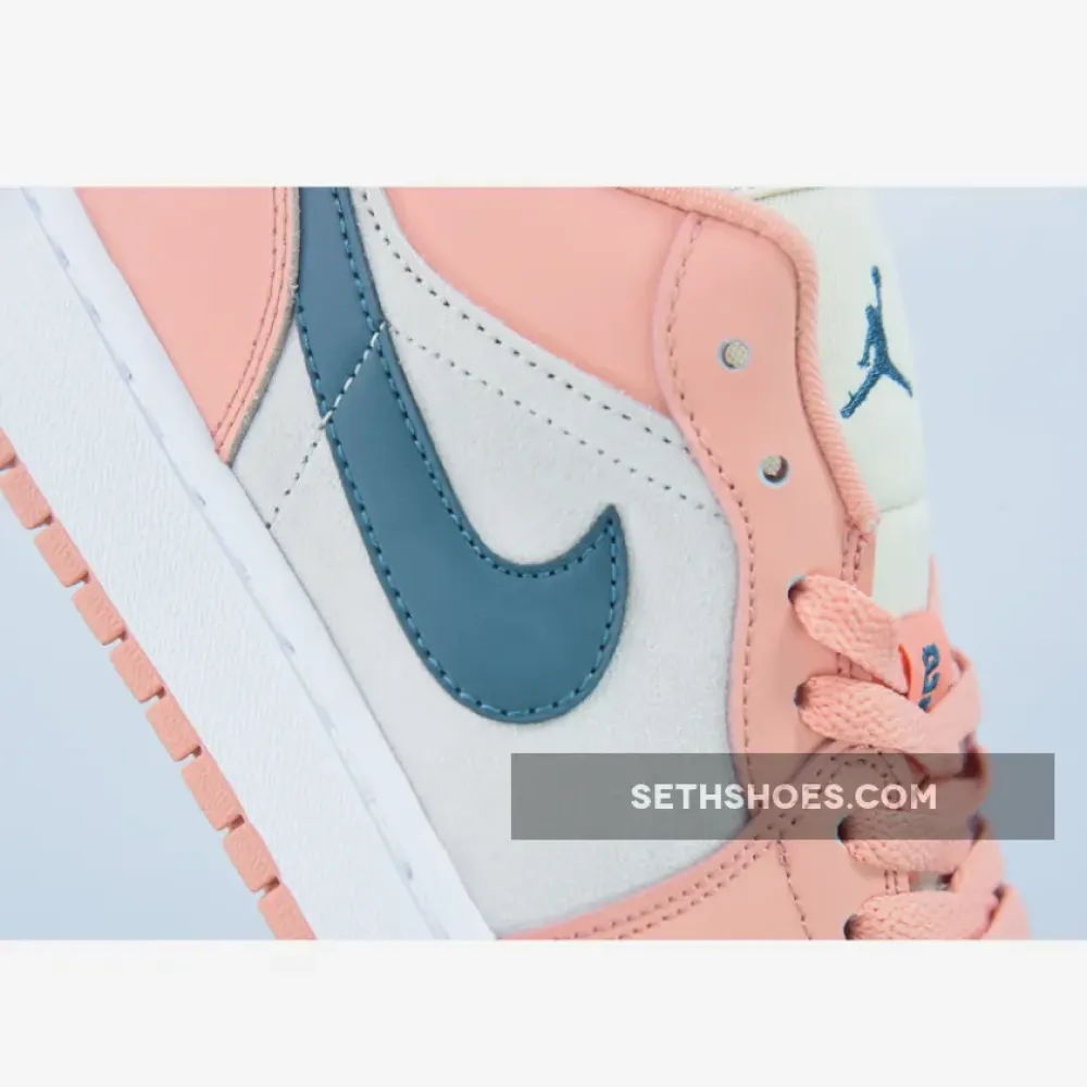 Air Jordan 1 Low “Light Madder Root”  DC0774-800