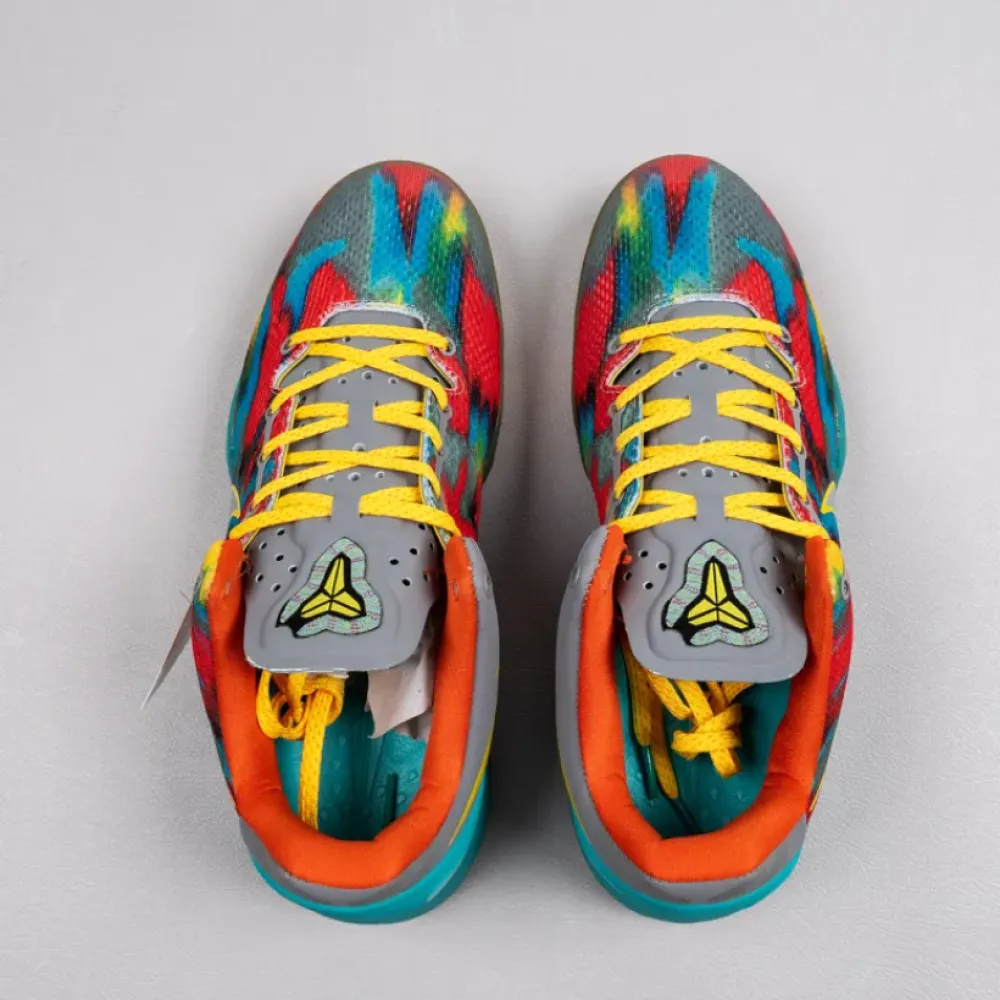 Nike Kobe 8 System ‘Venice Beach’ Grey/Metallic Silver-Tour Yellow  555286-002
