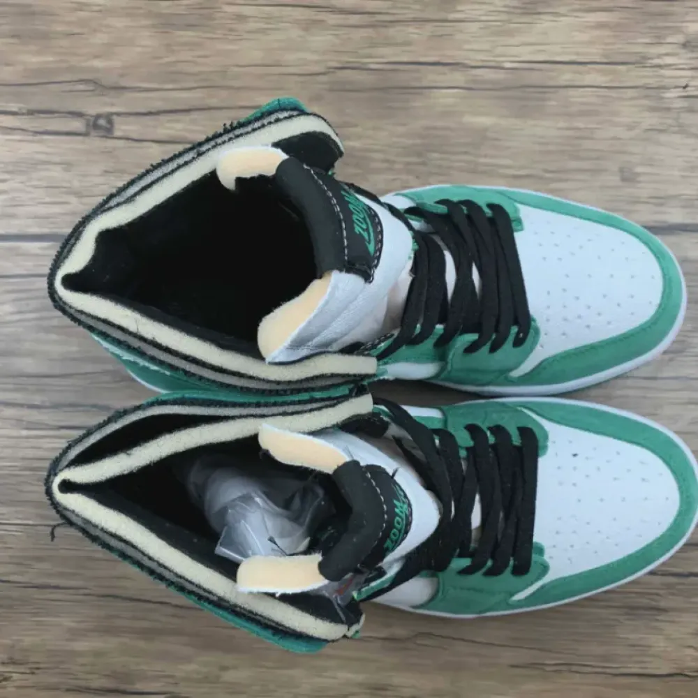 Air Jordan 1 Zoom Air CMFT “Stadium Green”  CT0978-300