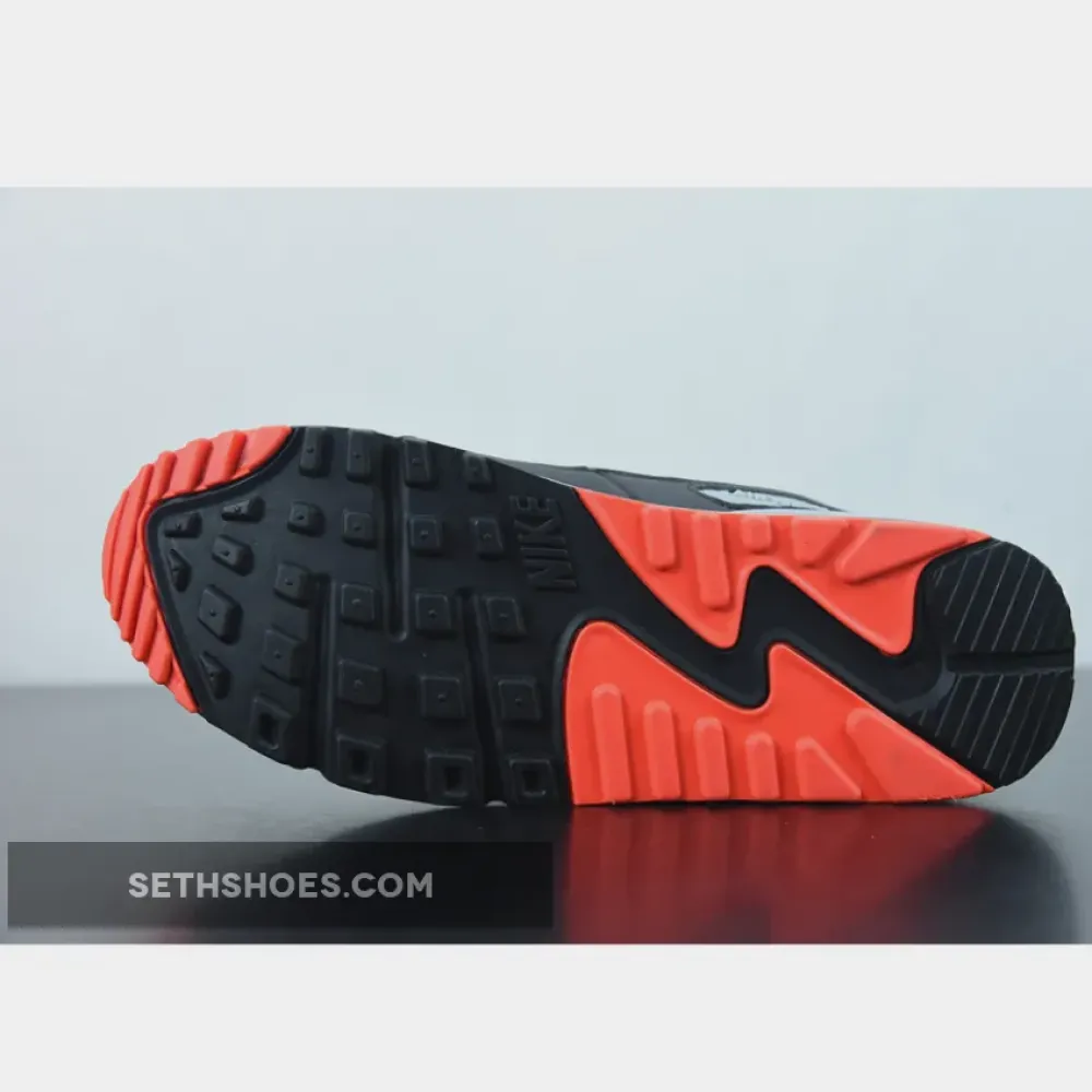 Nike Air Max 90 “Infrared” Black/Radiant Red  CZ4222-001