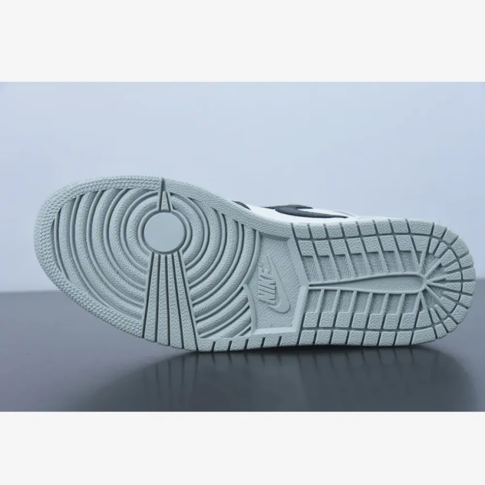 Air Jordan 1 High OG “Stage Haze” White/Black/Grey Fog  555088-108