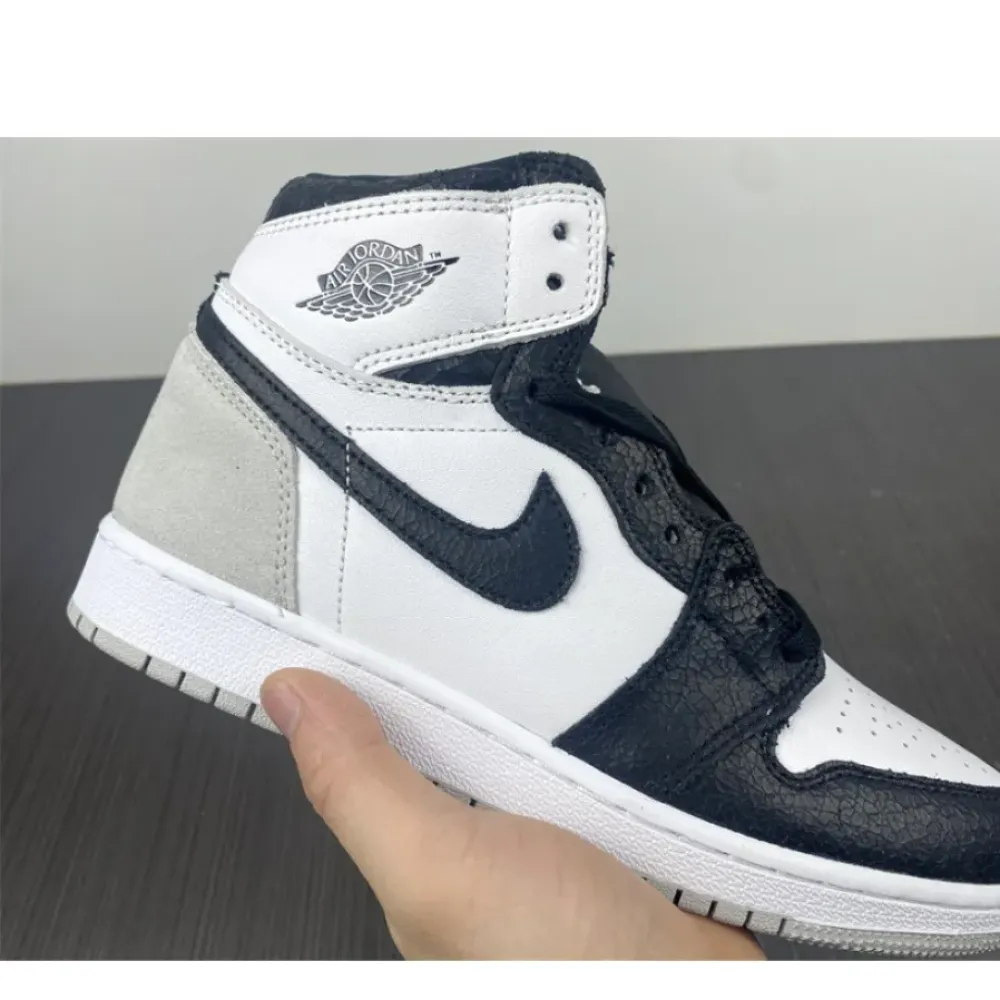 Air Jordan 1 High OG “Stage Haze” White/Black/Grey Fog  555088-108