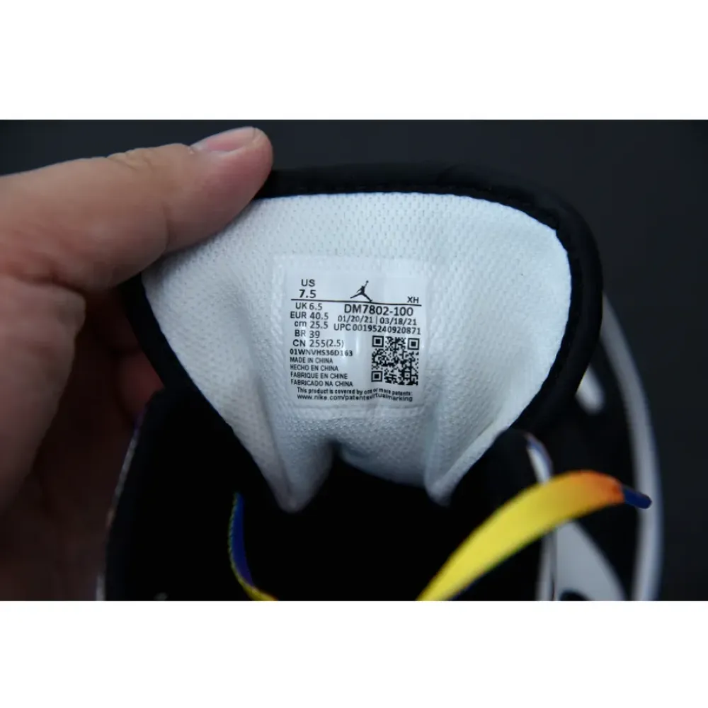 Air Jordan 1 Mid “Heat Sensitive Panels”  DM7802-100