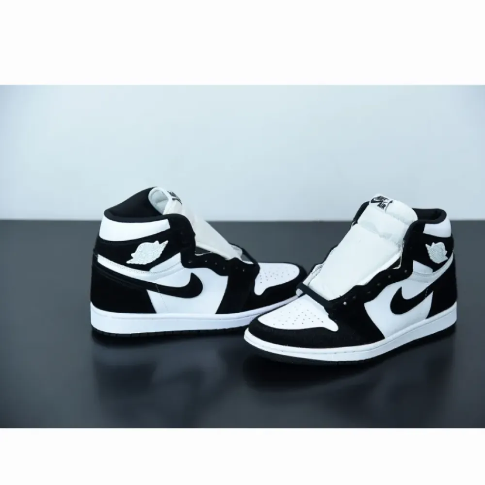 Air Jordan 1 Retro High OG ‘Panda’ Black/Black-Metallic Gold-White CD0461-007